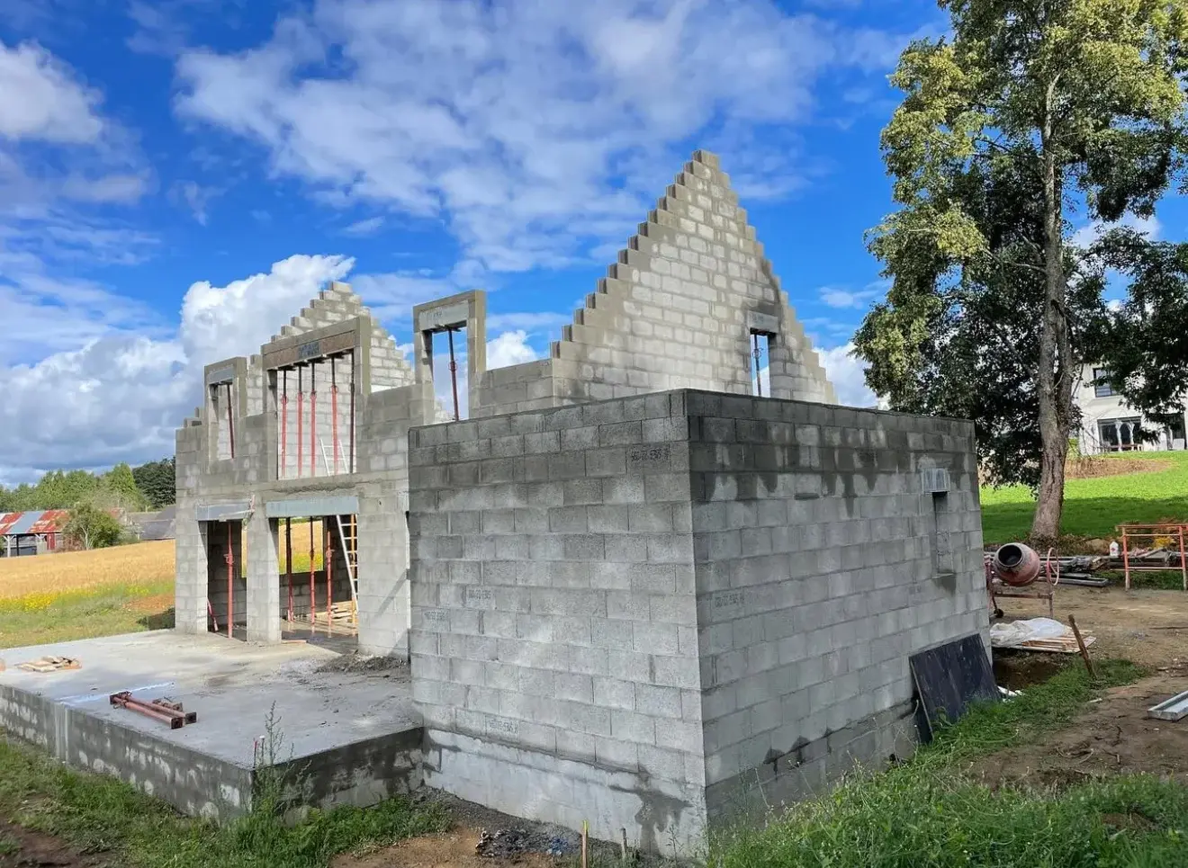 Construction en briques grises